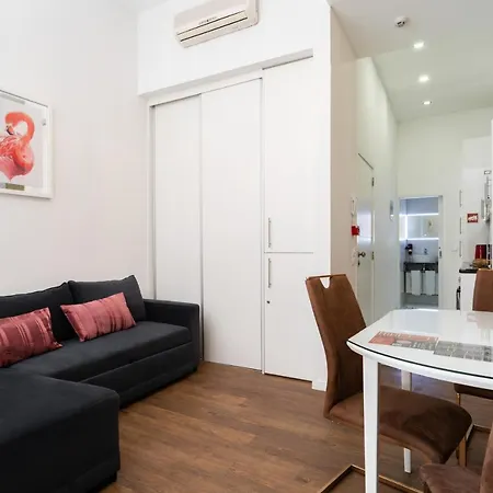 Cozy Star 1 Balcony Ac Near Merto 포르투