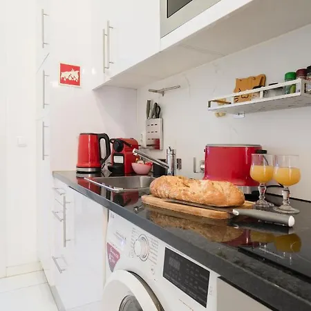 Cozy Star 1 Balcony Ac Near Merto Apartment Porto