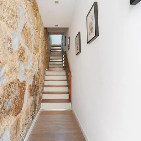 Appartement Charming Gem Metro Balcony Location Porto