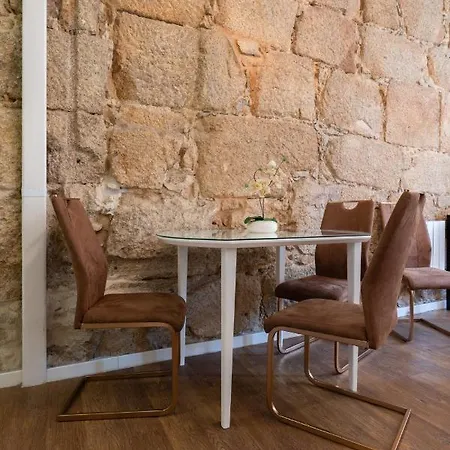 Appartement Charming Gem Metro Balcony Location Porto